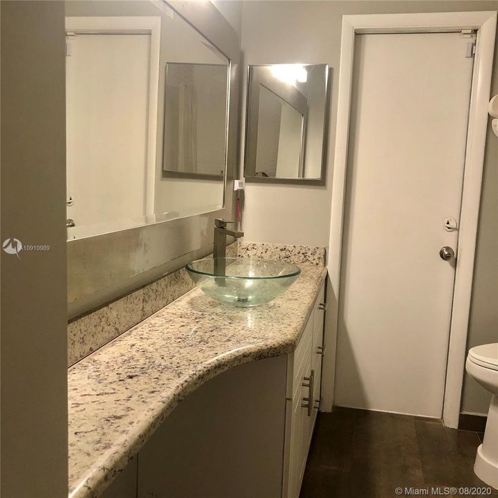 Recently Sold: $649,000 (3 beds, 2 baths, 2069 Square Feet)
