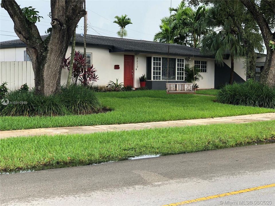 Recently Sold: $649,000 (3 beds, 2 baths, 2069 Square Feet)