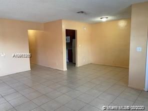 Recently Rented: $1,800 (3 beds, 2 baths, 0 Square Feet)