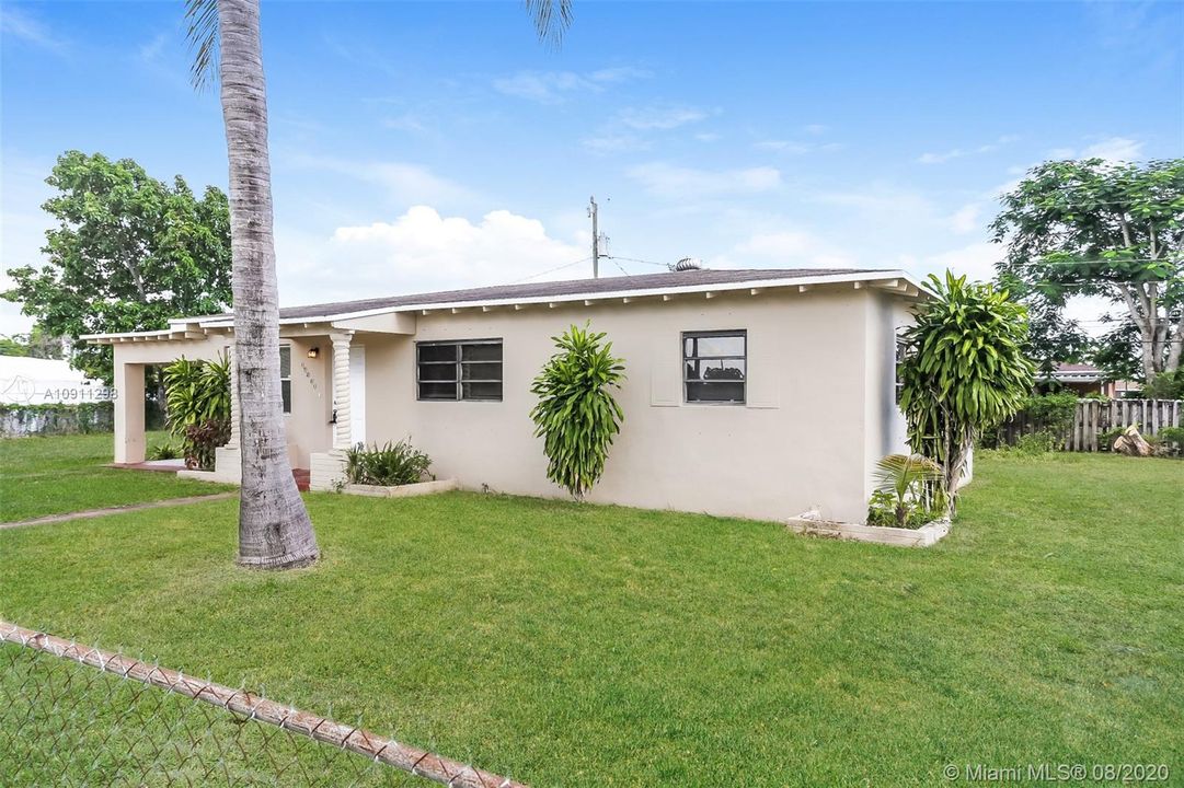 Recently Rented: $2,095 (3 beds, 2 baths, 1092 Square Feet)