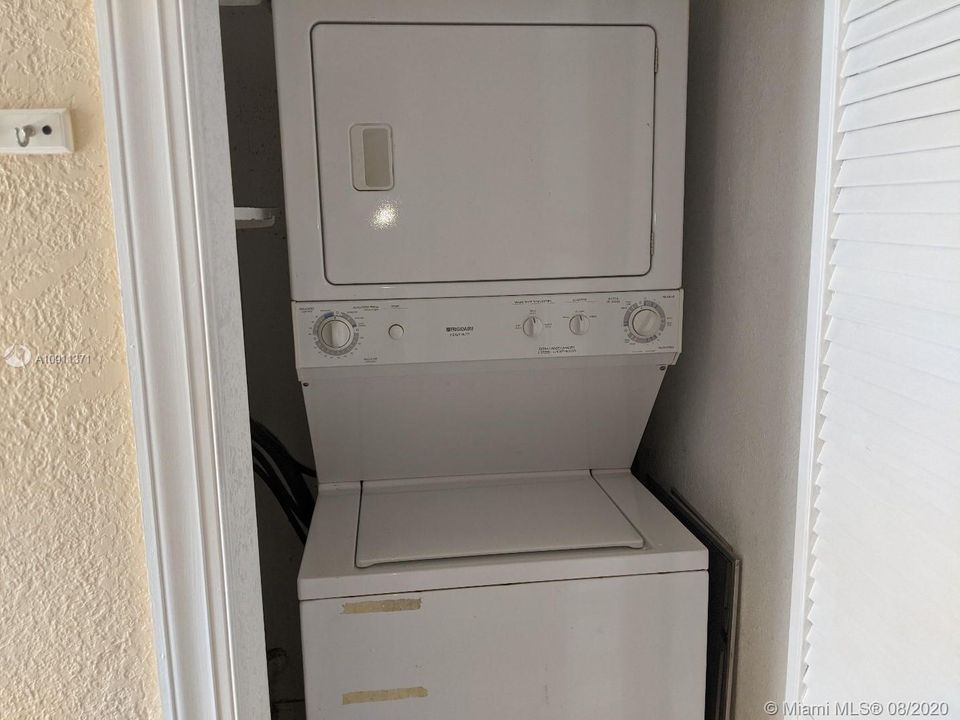 Unit Has Washer and Dryer