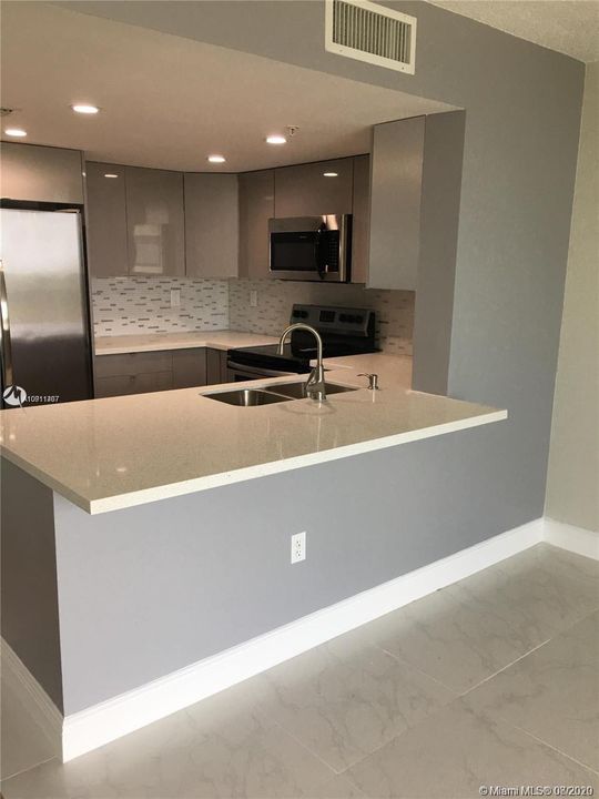 Vendido Recientemente: $230,000 (1 camas, 1 baños, 752 Pies cuadrados)