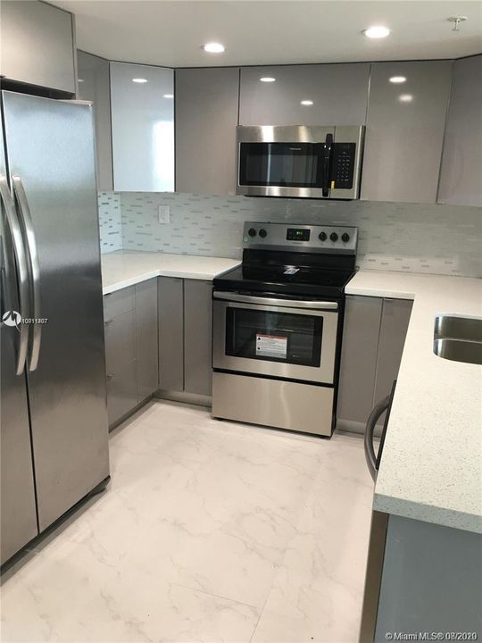 Vendido Recientemente: $230,000 (1 camas, 1 baños, 752 Pies cuadrados)