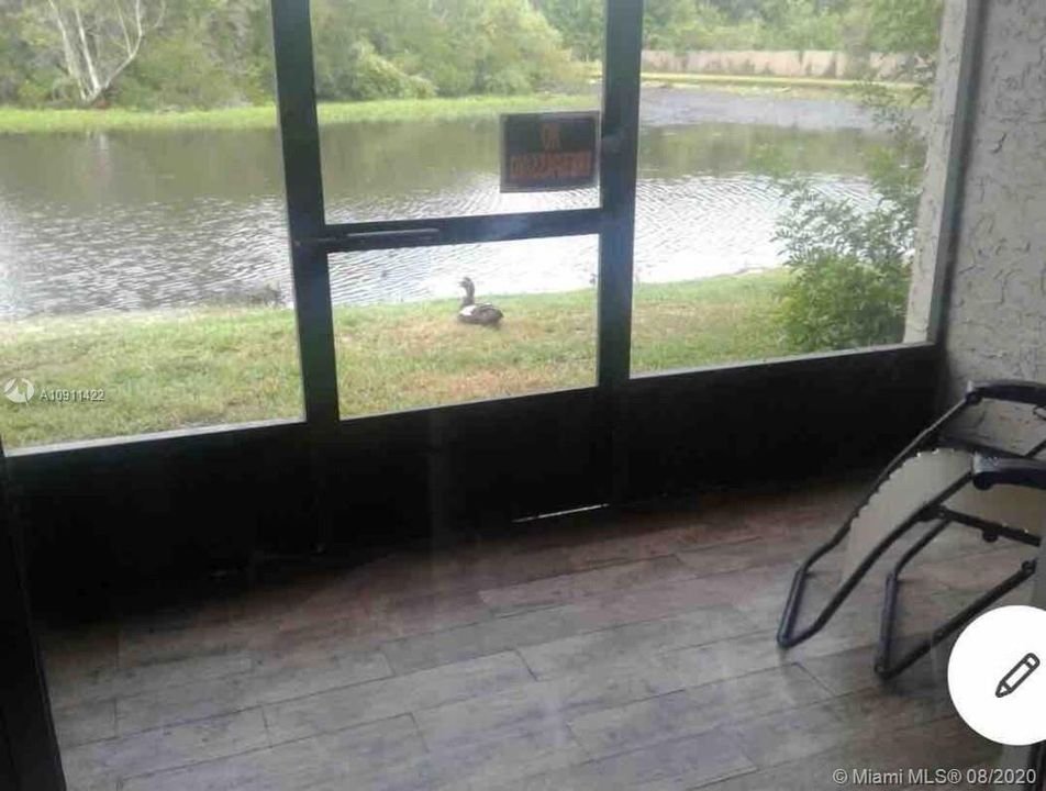 Vendido Recientemente: $75,000 (1 camas, 1 baños, 670 Pies cuadrados)