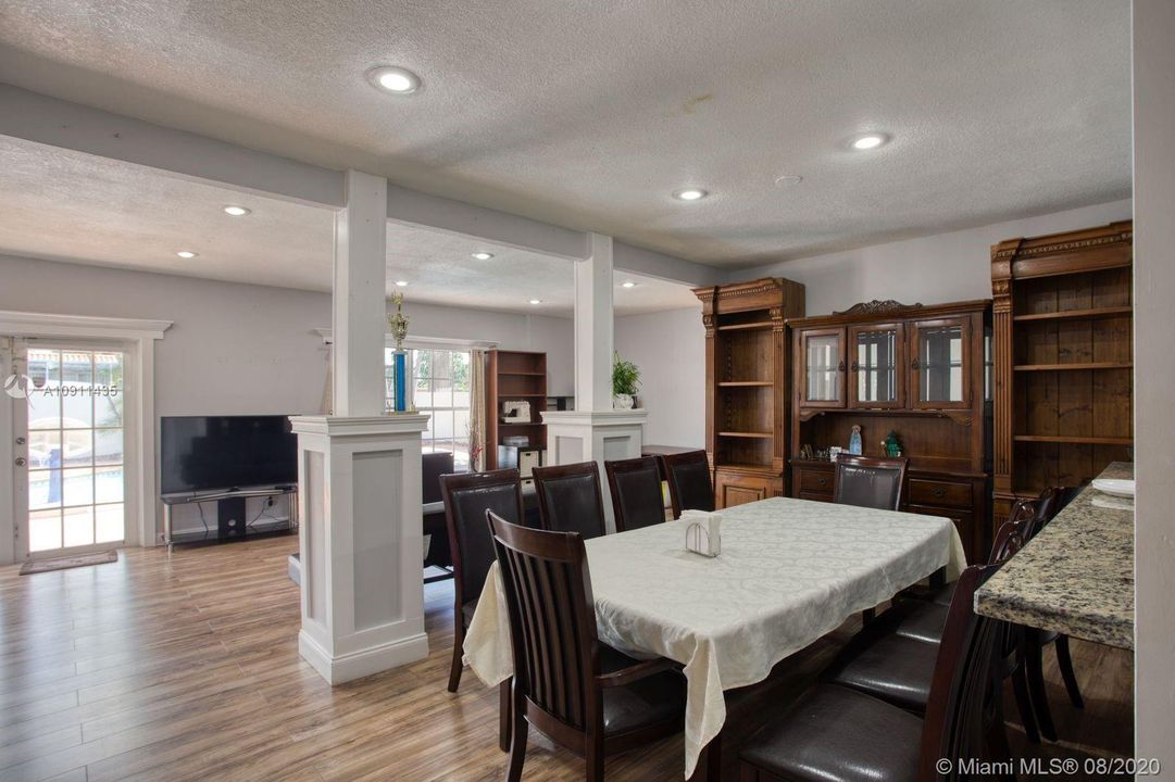 Recently Rented: $3,400 (4 beds, 2 baths, 2356 Square Feet)