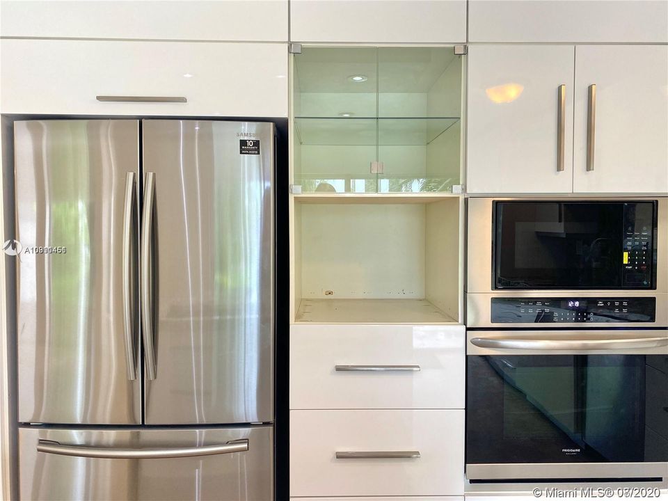 Recently Sold: $398,000 (4 beds, 2 baths, 2175 Square Feet)