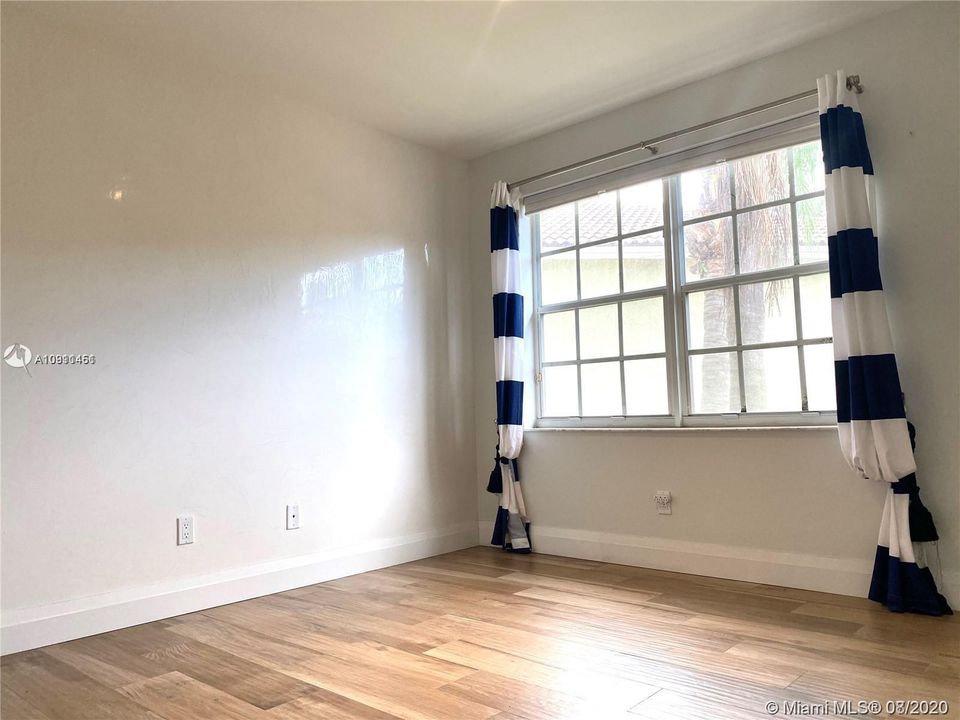 Recently Sold: $398,000 (4 beds, 2 baths, 2175 Square Feet)