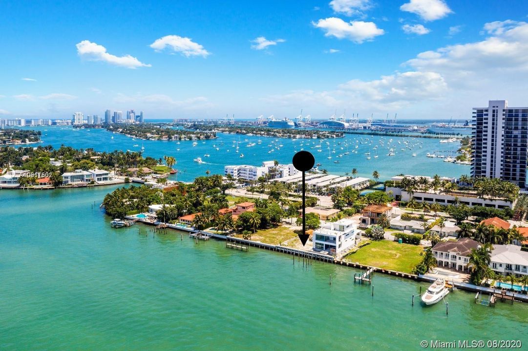 Недавно продано: $3,495,000 (0.17 acres)