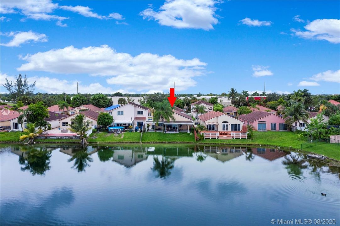 Recently Sold: $385,000 (3 beds, 2 baths, 1692 Square Feet)