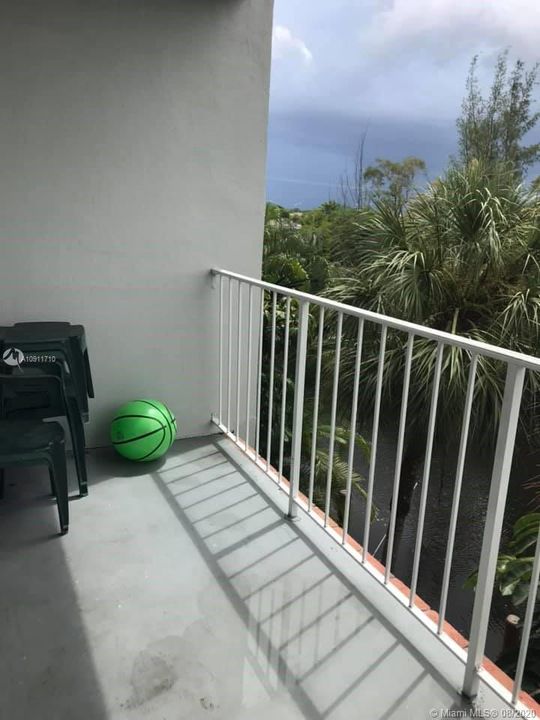 Recently Rented: $1,050 (1 beds, 1 baths, 535 Square Feet)