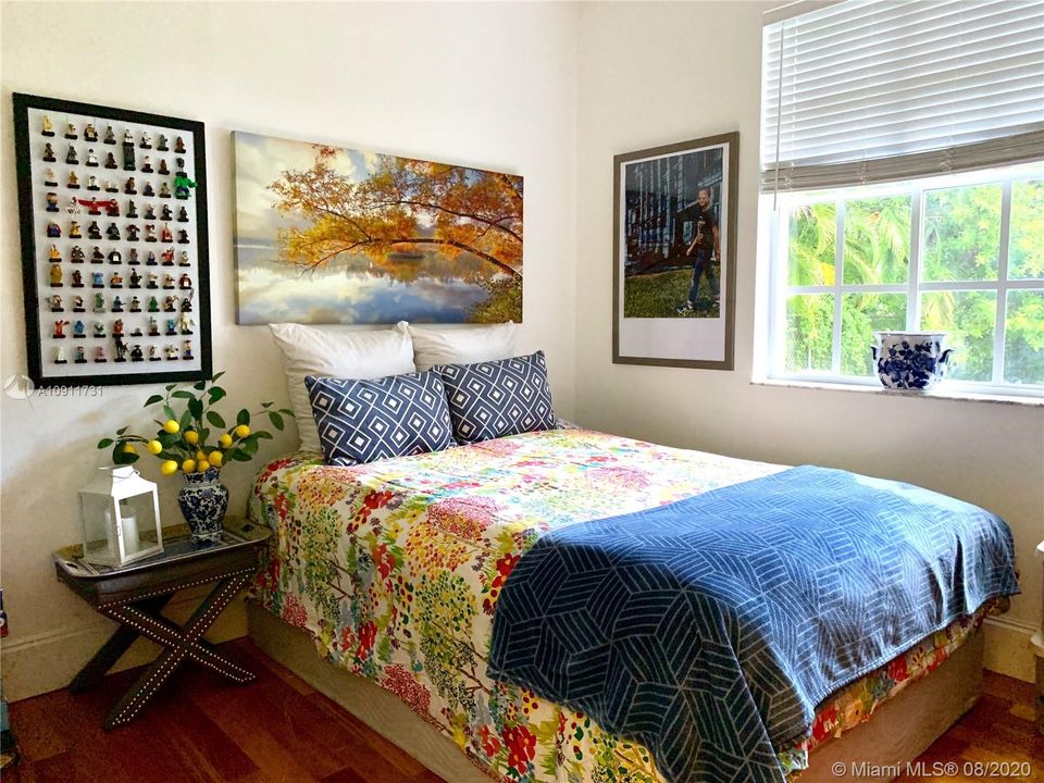 Recently Sold: $422,000 (3 beds, 2 baths, 1505 Square Feet)