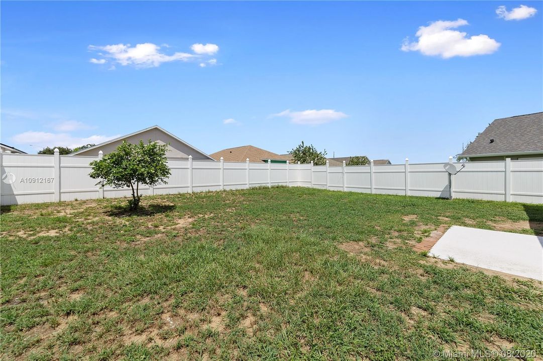 Recently Sold: $214,900 (3 beds, 2 baths, 1240 Square Feet)