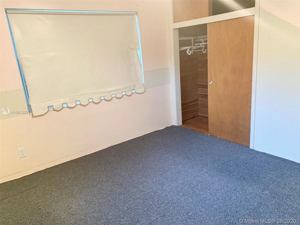 Недавно продано: $275,000 (3 спален, 2 ванн, 1286 Квадратных фут)