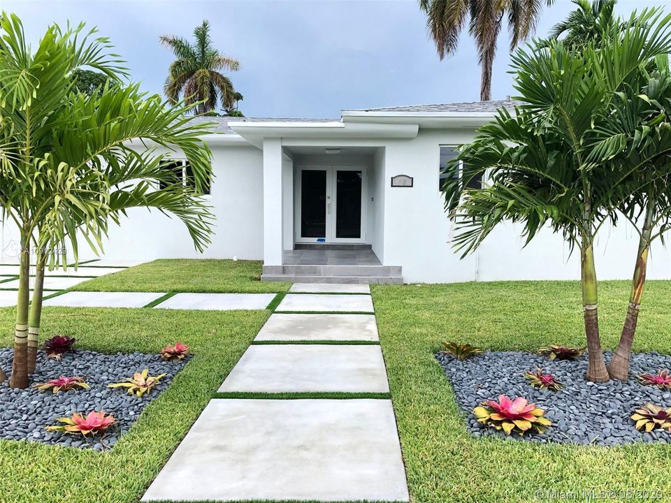 Recently Sold: $875,000 (4 beds, 3 baths, 2181 Square Feet)