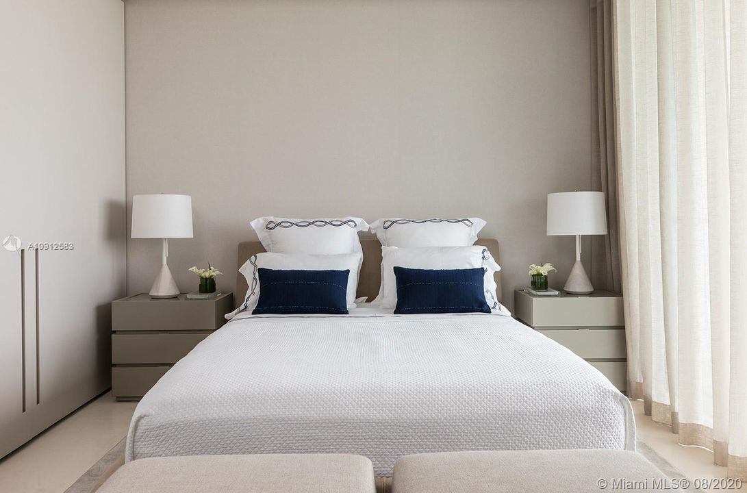 Second suite