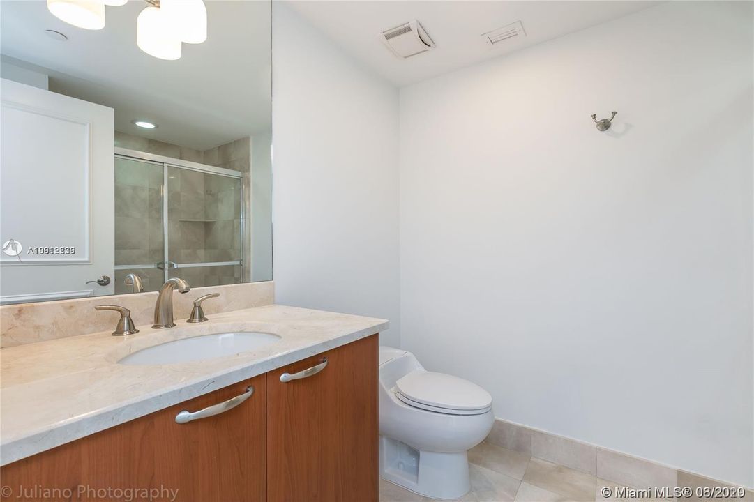 Недавно арендовано: $5,500 (4 спален, 4 ванн, 3524 Квадратных фут)