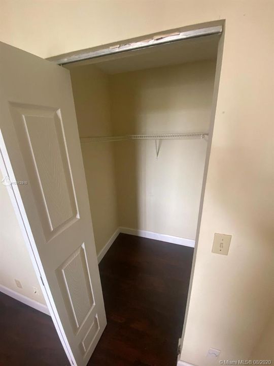 Vendido Recientemente: $135,000 (2 camas, 2 baños, 900 Pies cuadrados)