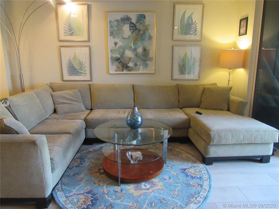 Recently Sold: $148,500 (2 beds, 2 baths, 1215 Square Feet)
