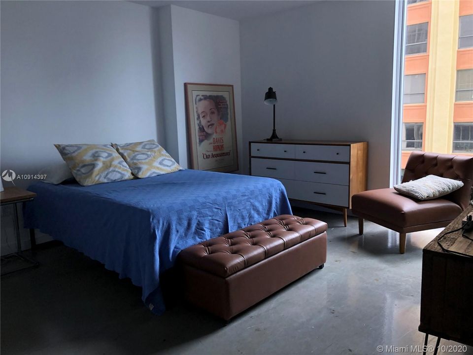 Recently Rented: $1,600 (1 beds, 1 baths, 533 Square Feet)
