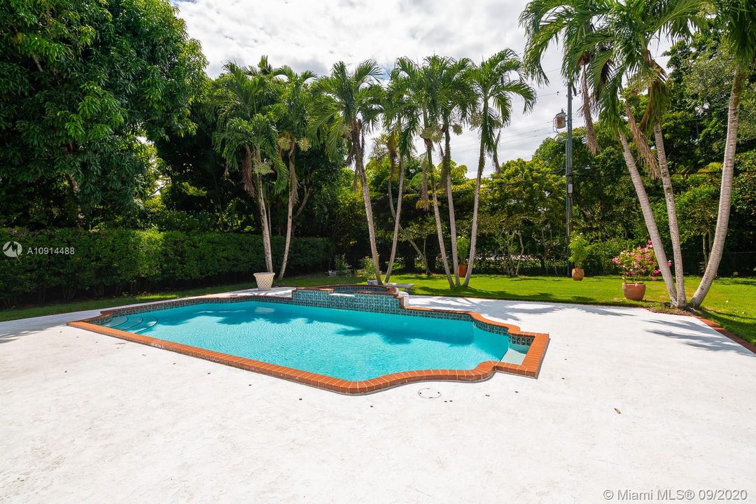 Recently Sold: $1,980,000 (4 beds, 4 baths, 3406 Square Feet)
