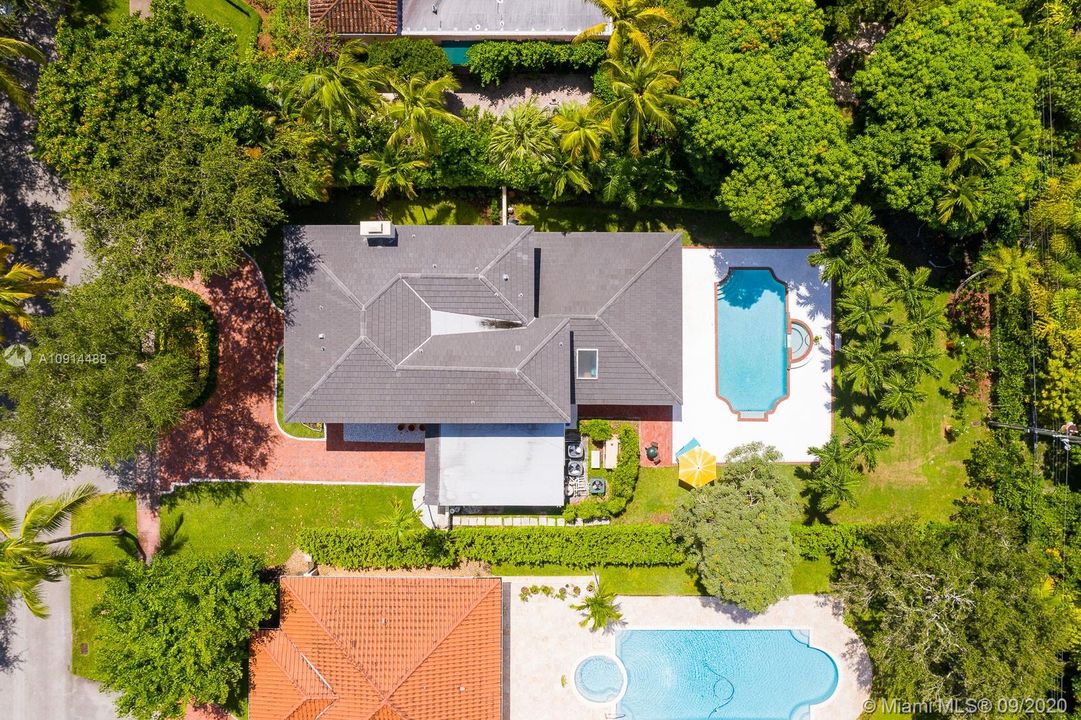 Recently Sold: $1,980,000 (4 beds, 4 baths, 3406 Square Feet)