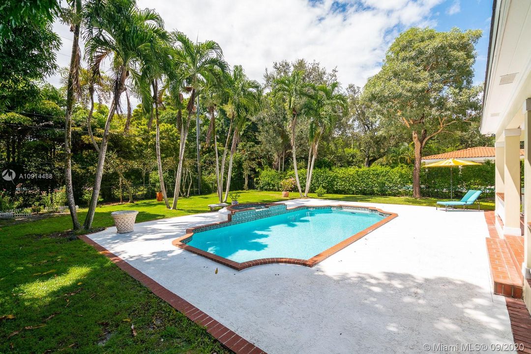 Recently Sold: $1,980,000 (4 beds, 4 baths, 3406 Square Feet)