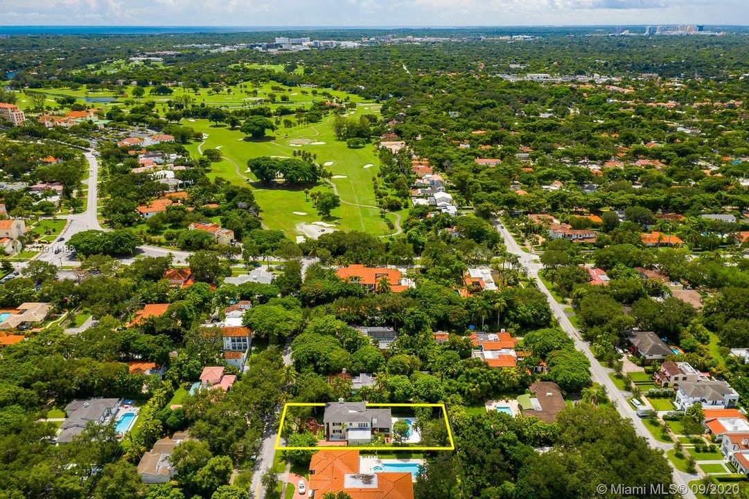 Recently Sold: $1,980,000 (4 beds, 4 baths, 3406 Square Feet)