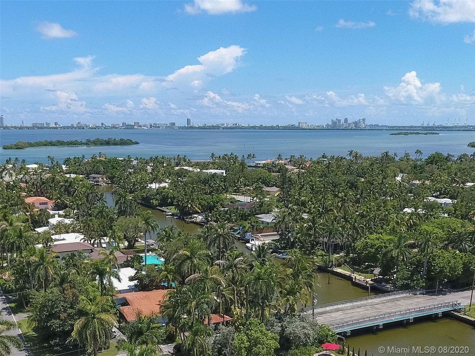 Недавно продано: $1,599,000 (3 спален, 3 ванн, 1187 Квадратных фут)