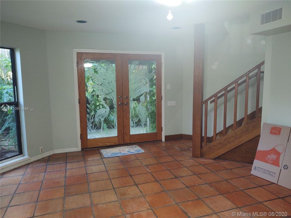 Recently Sold: $499,993 (4 beds, 3 baths, 2987 Square Feet)