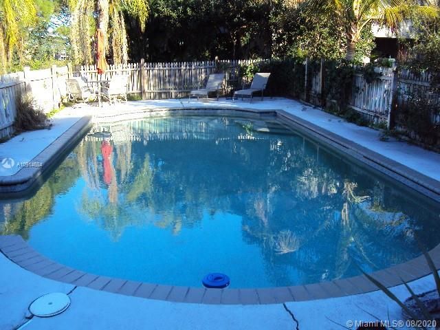 Recently Sold: $499,993 (4 beds, 3 baths, 2987 Square Feet)