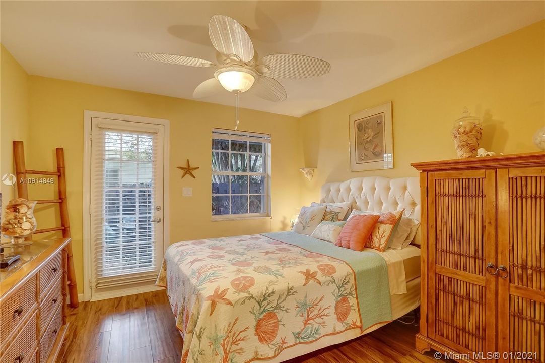 最近售出: $499,900 (3 贝兹, 3 浴室, 1448 平方英尺)