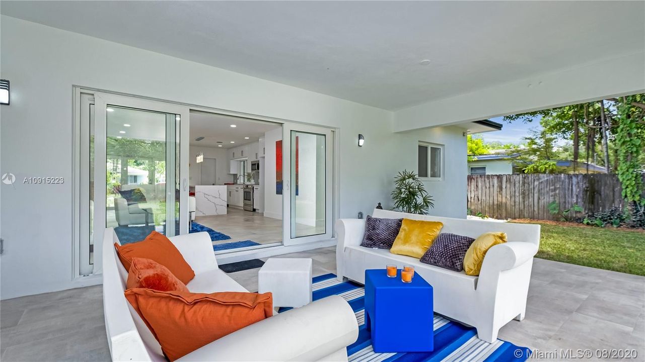 Huge covered patio