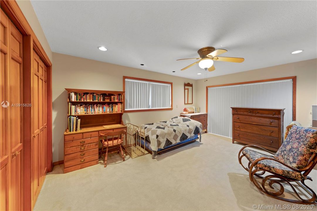 DOWNSTAIRS BEDROOM