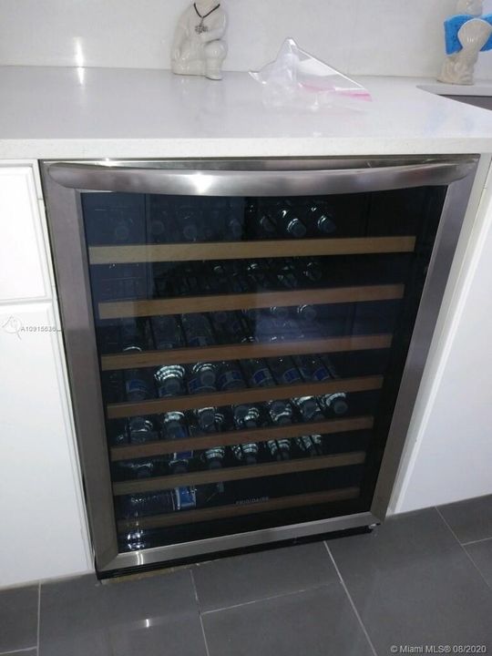 Wine/Beverage Cooler