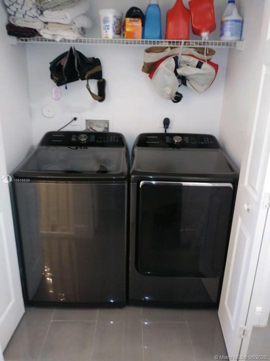 Washer/Dryer