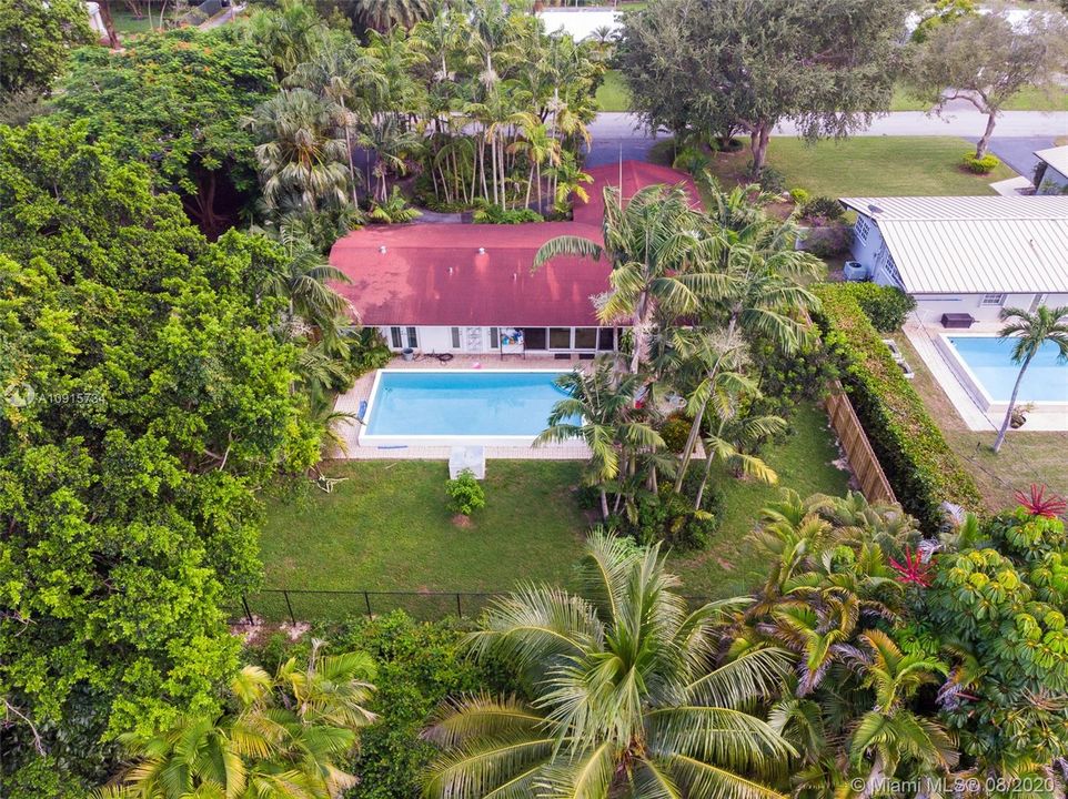 Vendido Recientemente: $565,000 (3 camas, 2 baños, 1368 Pies cuadrados)