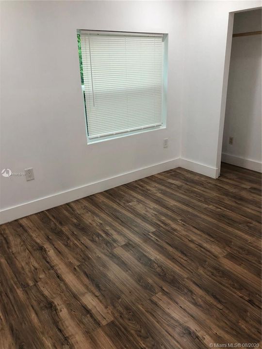 Recientemente alquilado: $2,700 (4 camas, 2 baños, 1118 Pies cuadrados)