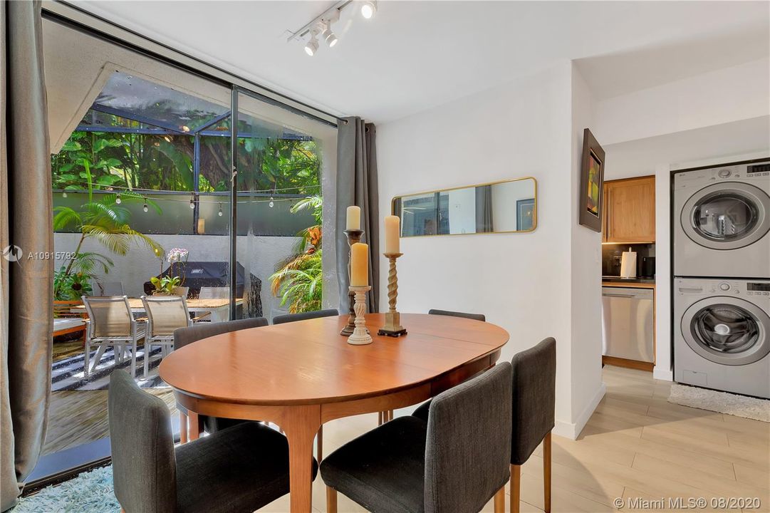 Recently Rented: $4,300 (3 beds, 2 baths, 1609 Square Feet)