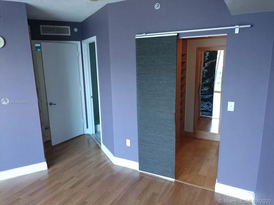 Recently Rented: $2,350 (2 beds, 2 baths, 1171 Square Feet)