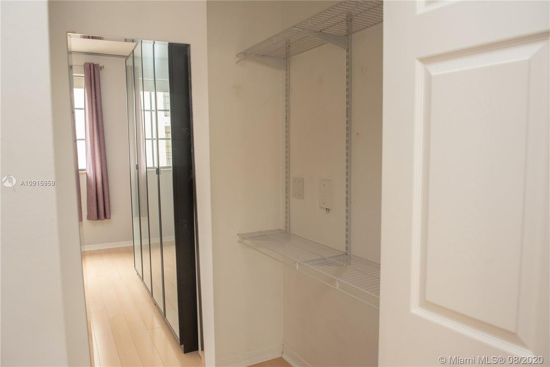 Vendido Recientemente: $253,900 (1 camas, 1 baños, 730 Pies cuadrados)