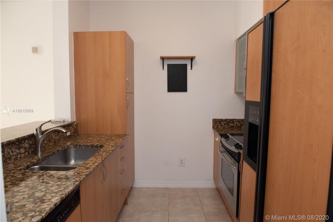 Vendido Recientemente: $253,900 (1 camas, 1 baños, 730 Pies cuadrados)