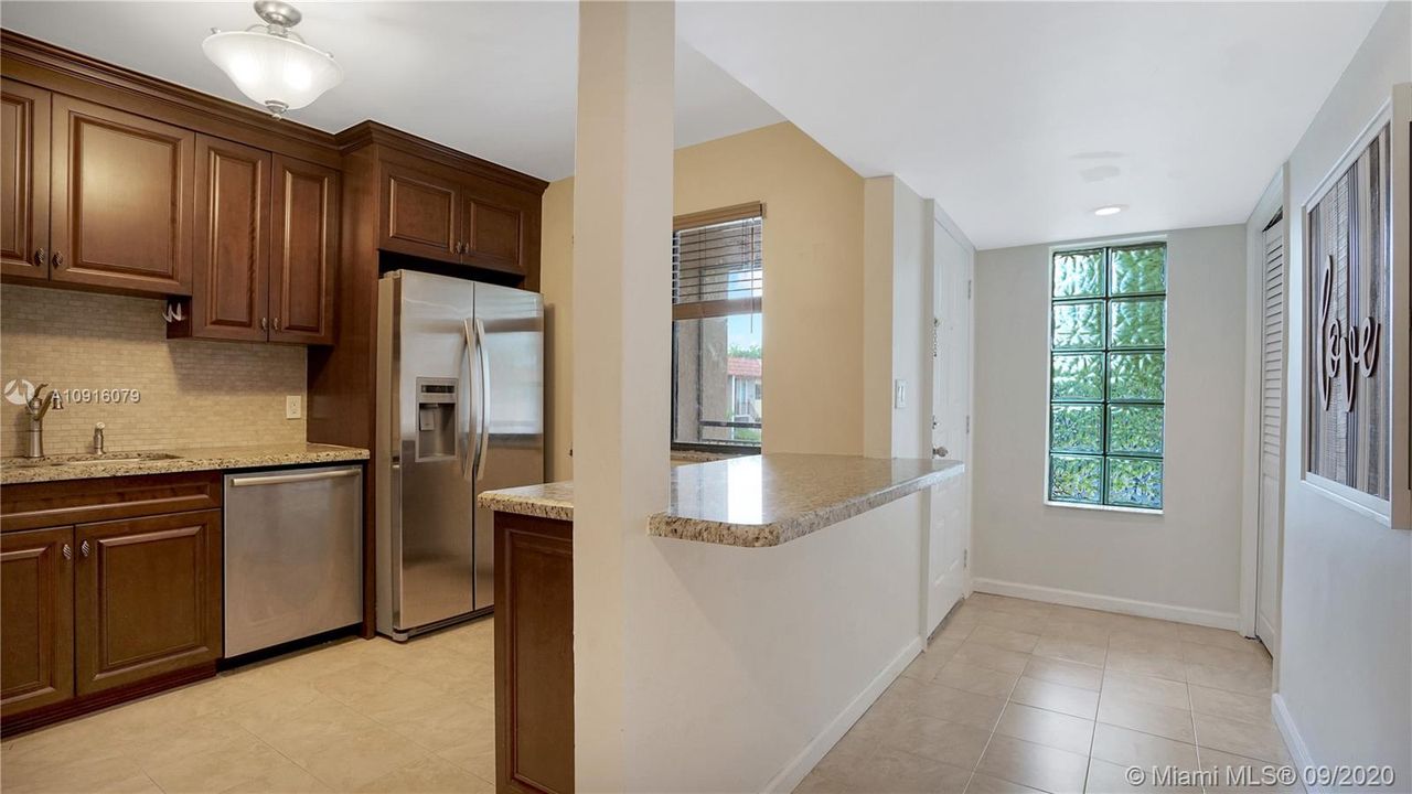 Recently Sold: $210,000 (2 beds, 2 baths, 1231 Square Feet)