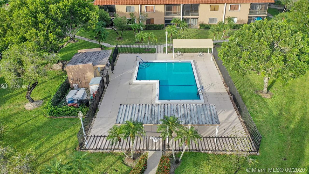 Recently Sold: $210,000 (2 beds, 2 baths, 1231 Square Feet)