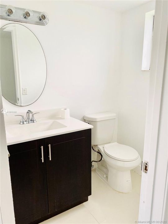Recently Rented: $1,925 (3 beds, 2 baths, 1420 Square Feet)