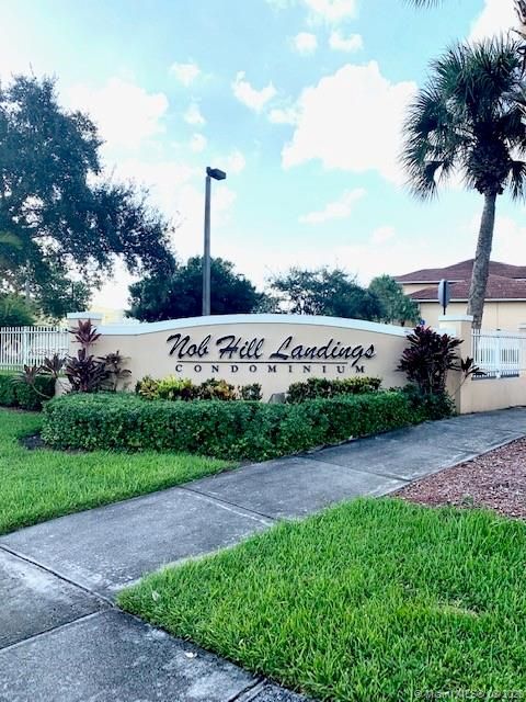 Recently Sold: $125,000 (1 beds, 1 baths, 615 Square Feet)