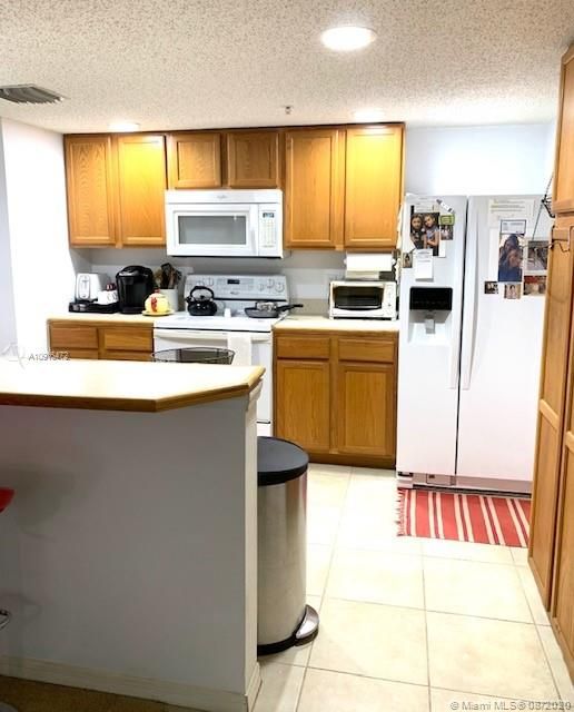 Recently Sold: $125,000 (1 beds, 1 baths, 615 Square Feet)
