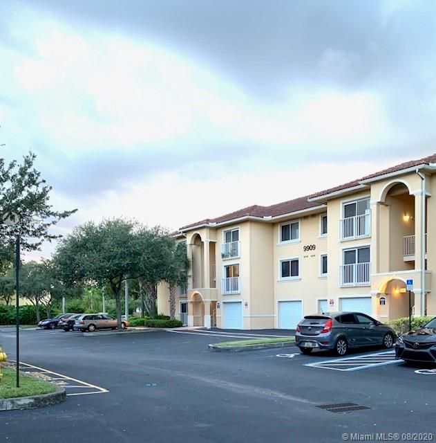 Recently Sold: $125,000 (1 beds, 1 baths, 615 Square Feet)