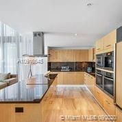 Recently Rented: $25,000 (3 beds, 3 baths, 3385 Square Feet)