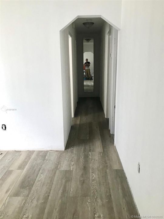 Recientemente alquilado: $2,800 (4 camas, 3 baños, 1386 Pies cuadrados)