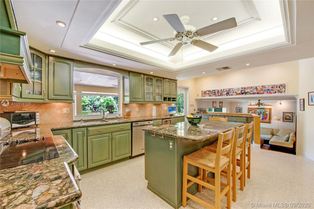 Spacious Eat-in Kitchen